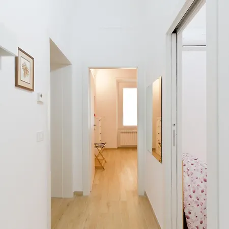 L'angolo Azzurro Apartment *